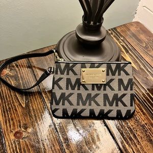 Michael Kors small card holder/wristlet.